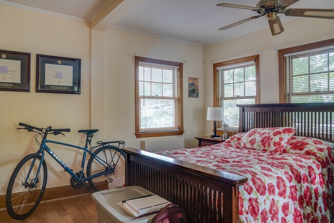 Building Photo - 26 Donnybrook Rd