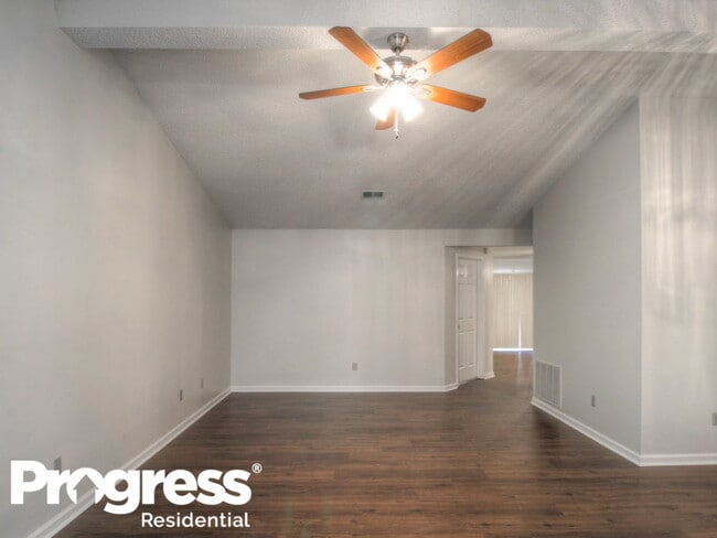 Building Photo - 4327 Jeremys Landing Dr N