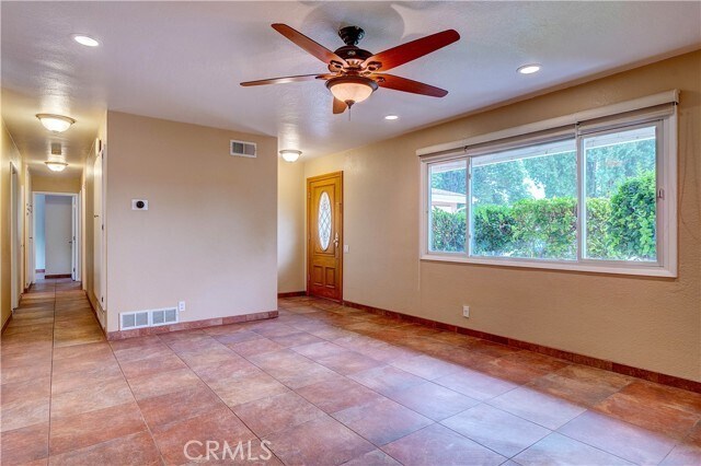 Foto del edificio - 6621 Birchton Ave