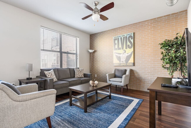 Building Photo - 235 S Delaware St