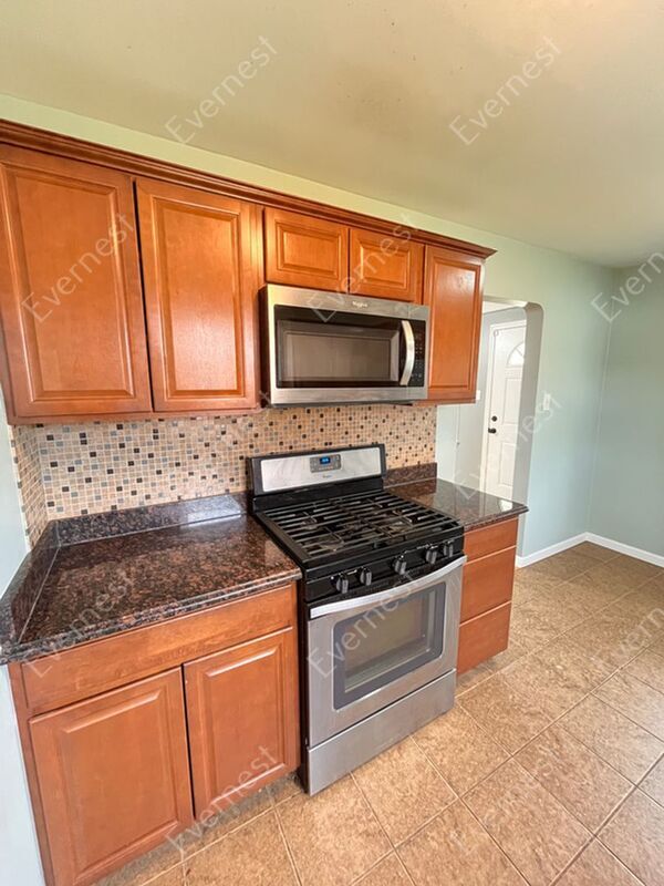 Building Photo - 8457 McKinley