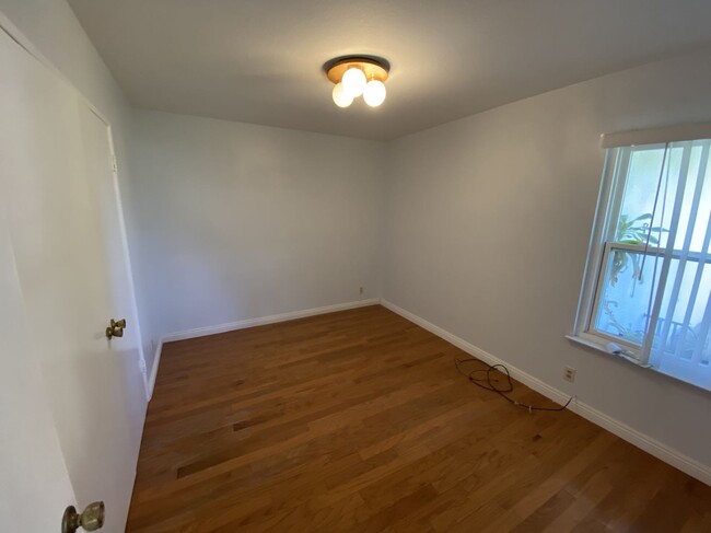 Building Photo - 20326 Lake Erie Dr