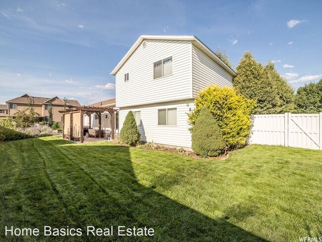 Foto del edificio - 4 br, 3 bath House - 356 S 1850 W