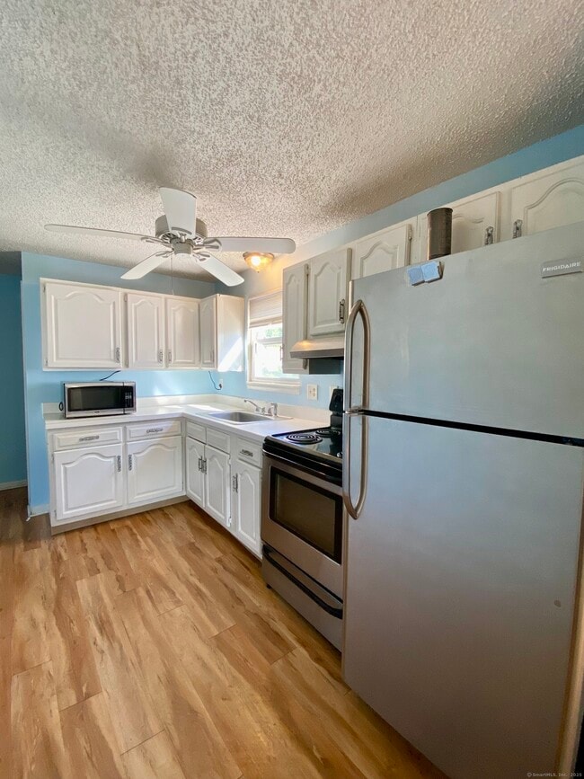 Foto del edificio - 466 Middletown Ave