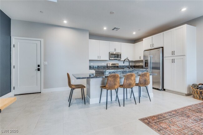 Foto del edificio - 9812 Kings Glen St