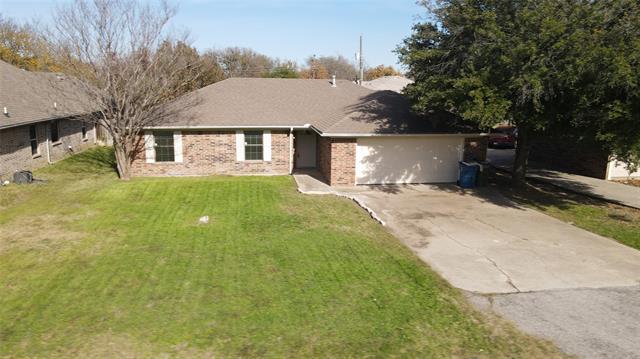 Primary Photo - 305 Lois St
