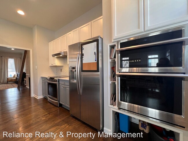 Building Photo - 3 br, 3.5 bath House - 20709 Riptide Square