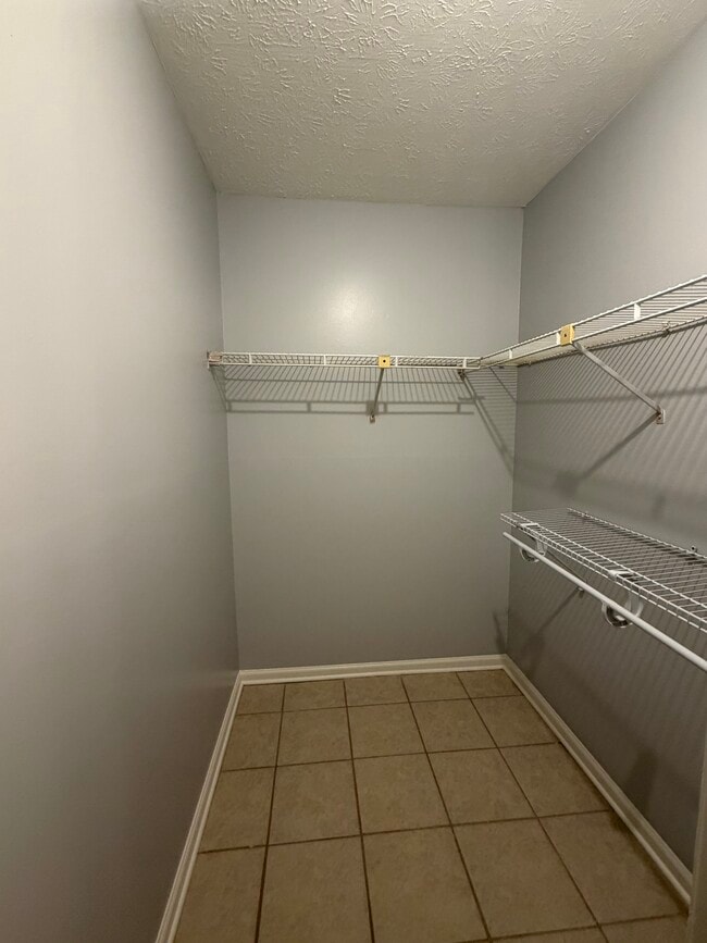 Foto del edificio - 1424 Springleaf Cir SE