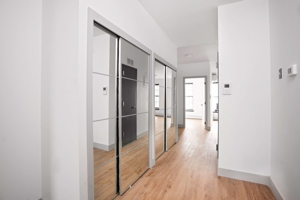 Foto principal - 399 Clermont Ave