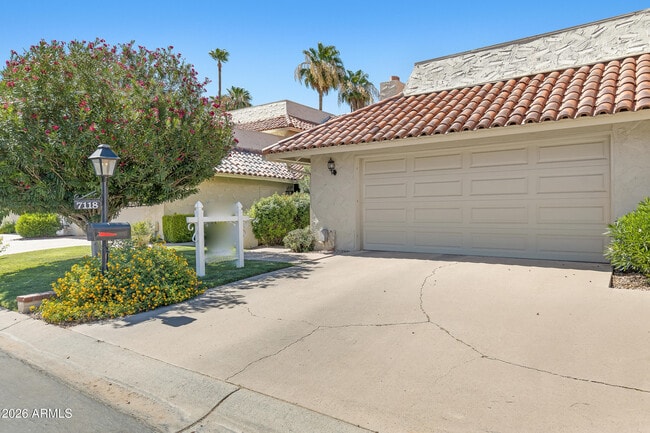 Foto del edificio - 7118 E Buena Terra Way