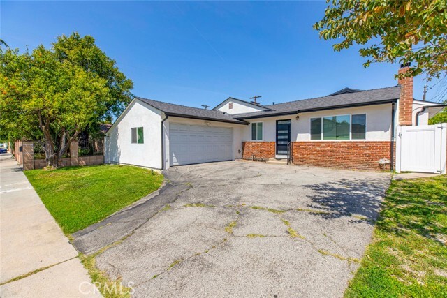 Foto principal - 14565 Runnymede St