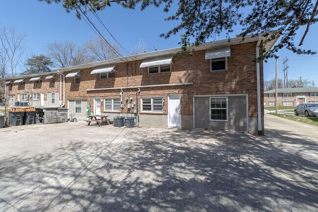 Foto del edificio - 2510 Quail Dr