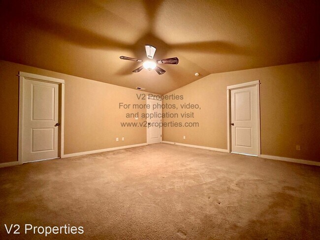 Foto del edificio - 4 br, 2.5 bath House - 18001 Carlson Ave