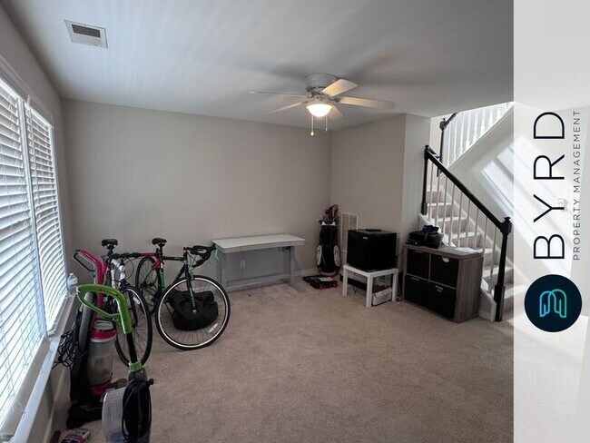 Foto del edificio - 115 E 14th St