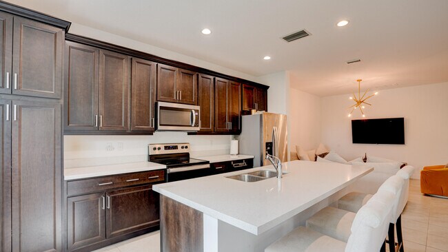 Foto del edificio - 576 Parsons Wy