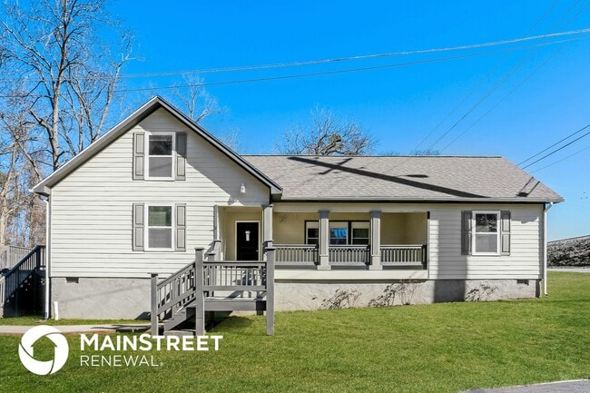 Building Photo - 4450 McLain Cir