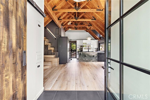 Foto del edificio - 537 Canyon Acres Dr