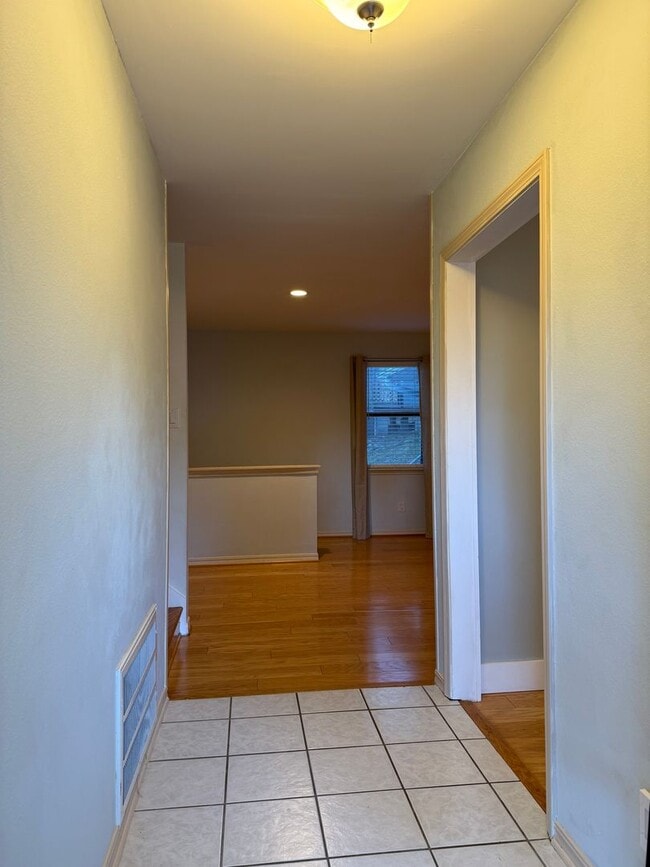 Foto del edificio - 8 Shadywood Ct