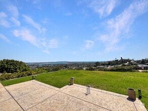 Building Photo - 5030 Pacifica Dr