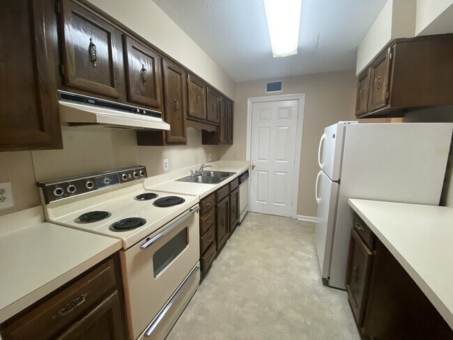 Foto del edificio - 1280 Middle Tennessee Blvd