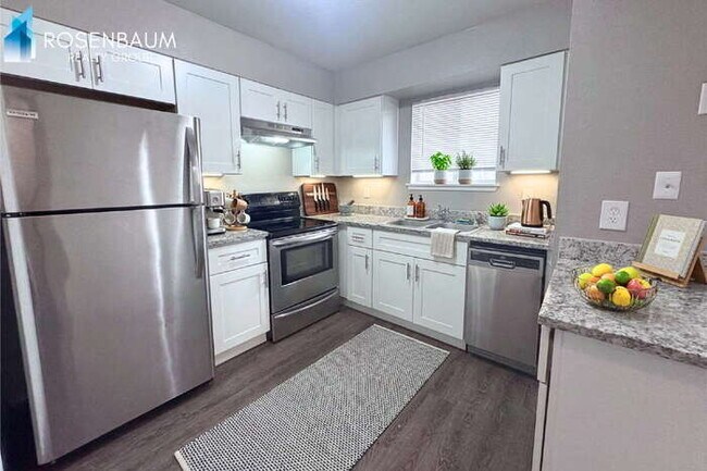 Foto del edificio - 1741 E Pepper Cir