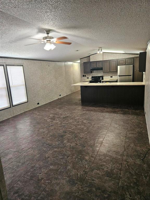 Foto principal - 675-5604 Corner