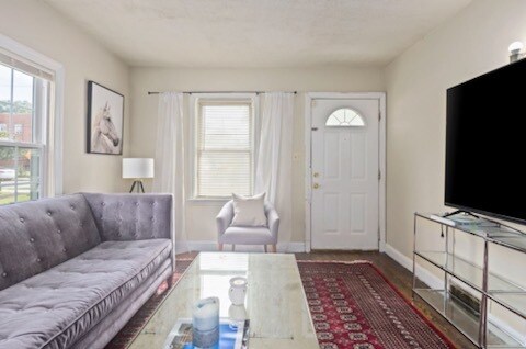 Foto principal - 5048 Hanna Pl SE