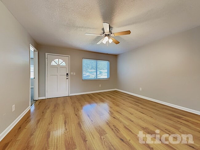 Building Photo - 12293 103rd St N