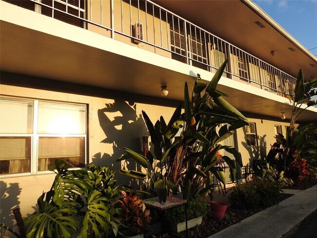 Foto del edificio - 1600 NE 3rd Ave