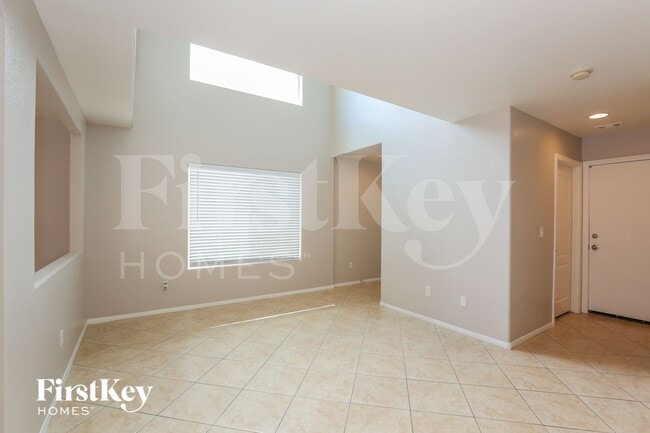 Foto del edificio - 7616 Highland Pony St