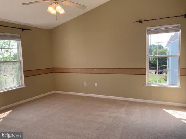 Foto del edificio - 6404 Weatherby Ct