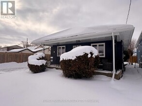 Building Photo - 72 Churchill St