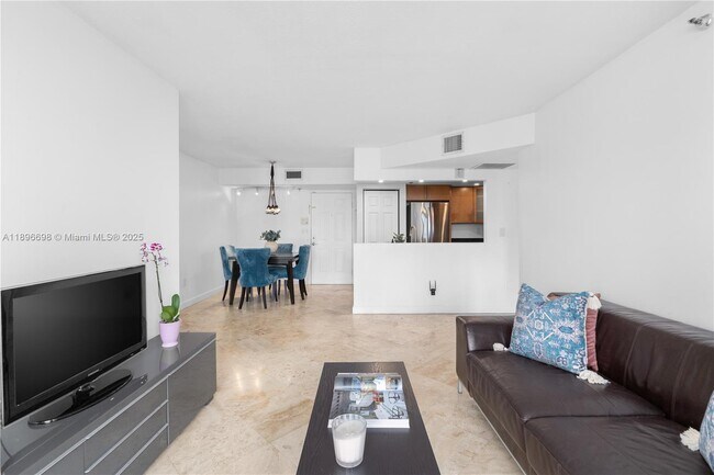 Foto del edificio - 1621 Bay Rd