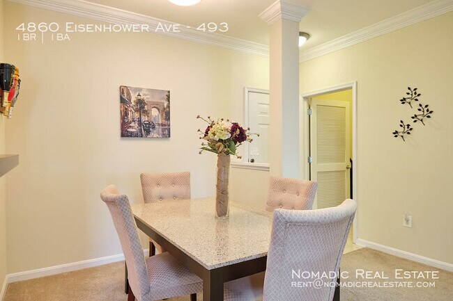 Foto del edificio - 4860 Eisenhower Ave