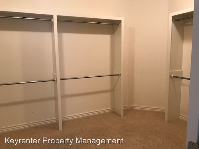 Building Photo - 4 br, 4 bath House - 7813 E Commercial Street