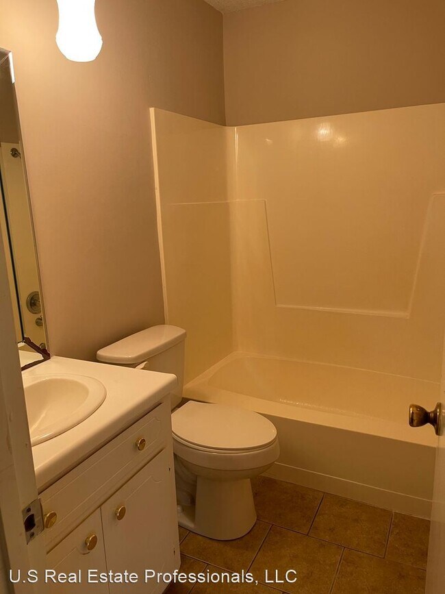Foto del edificio - 4 br, 3 bath House - 200 Darsey Road