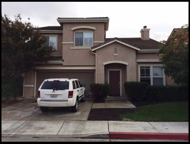 Primary Photo - Coming Soon! Great 4 Bedroom Home in Gilroy, Close to Schools and Parks!
