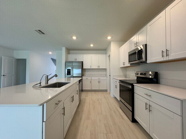 Building Photo - 11661 Radiant Shore Loop