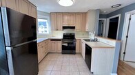Foto principal - 114 Burkhall St