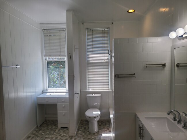 Bathroom - 311 11th Ave E