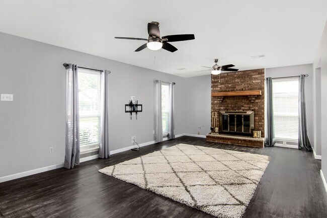 Foto del edificio - 255 E Castle Harbour Dr