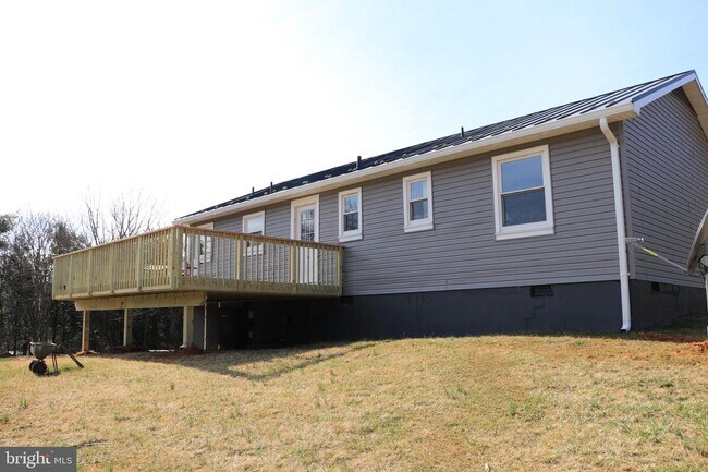 Foto del edificio - 9359 Paradise Rd