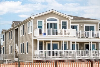 Building Photo - 239 Beach Front