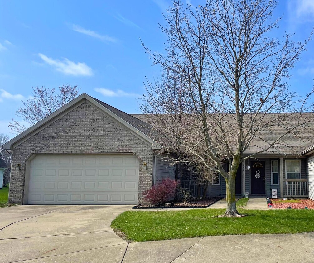 Primary Photo - 3002 Butterfield Ct
