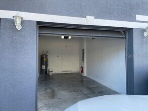 Building Photo - 6536 S Goldenrod Rd