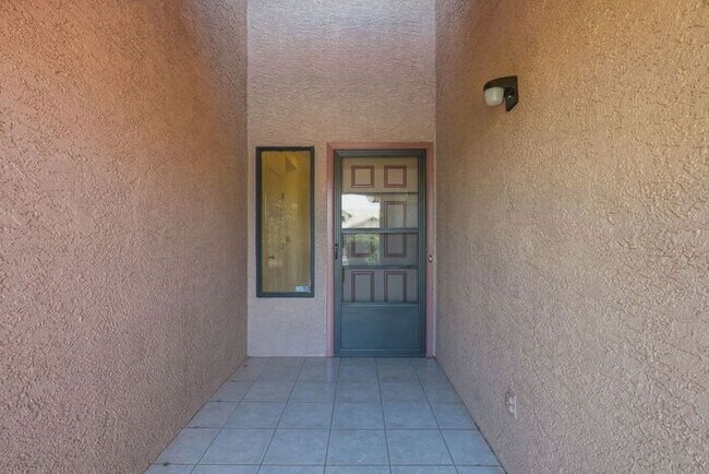 Foto del edificio - 8063 S New Abbey Dr