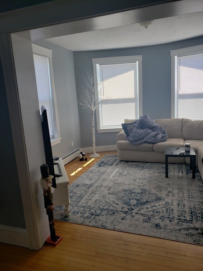 Building Photo - 24 Suffield St