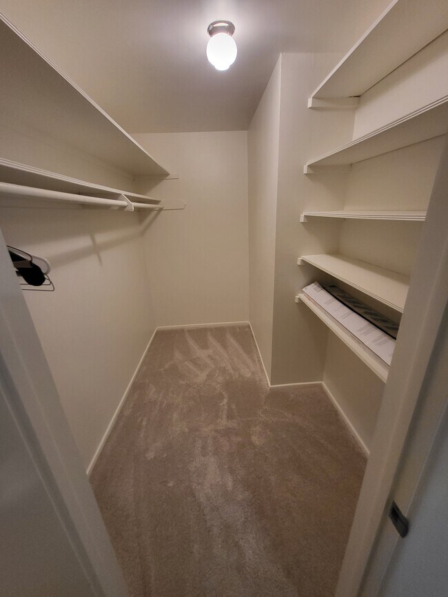 Foto del edificio - 2302 E 2nd St