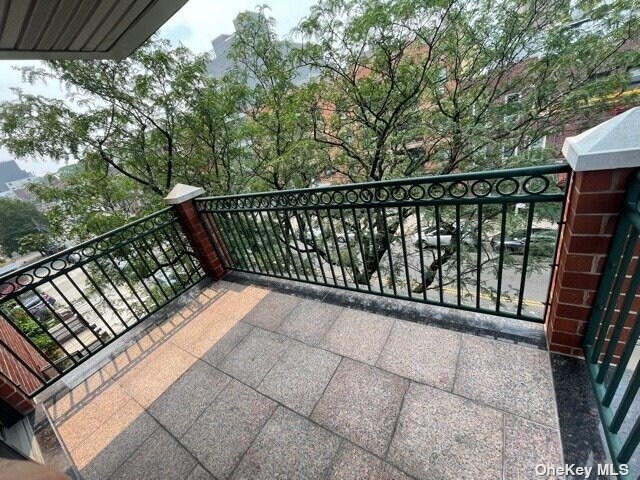 Foto del edificio - 23-17 Broadway