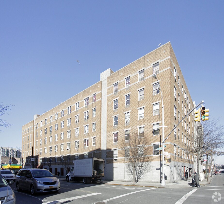 Primary Photo - EAE J Mitchell Terrace